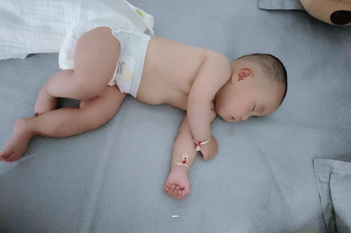 汶上宝宝肠胀气的症状